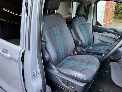 Ford Transit Custom 2.5 320 Duratec 11.8kWh Sport Crew Van Auto L2 H1 Euro 6 5dr 13
