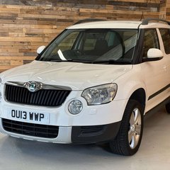 Skoda Yeti 2.0 TDI SE Plus SUV 5dr Diesel Manual 4WD Euro 5 (140 ps) 1