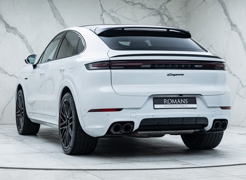 Porsche Cayenne V6 E-HYBRID Coupe 12