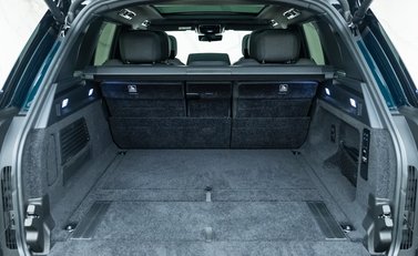 Land Rover Range Rover P530 SV 47