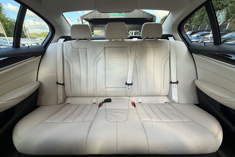 BMW 5 Series 520D XDRIVE SE - 360 DEGREE CAMERAS - IVORY LEATHER 16