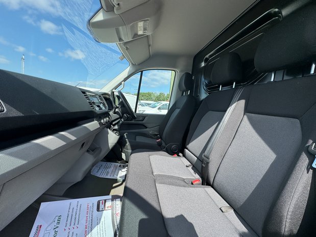 Volkswagen Crafter MWB L2H2 High Roof Startline EURO 6 13
