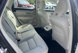 Volvo S90 2.0 T4 MOMENTUM PLUS AUTO 12