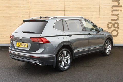 Volkswagen Tiguan Allspace SEL TSI DSG 2