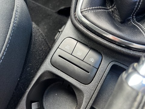 Ford Fiesta 1.0T EcoBoost GPF Zetec Hatchback 5dr Petrol Manual Euro 6 (s/s) (100 ps) 28
