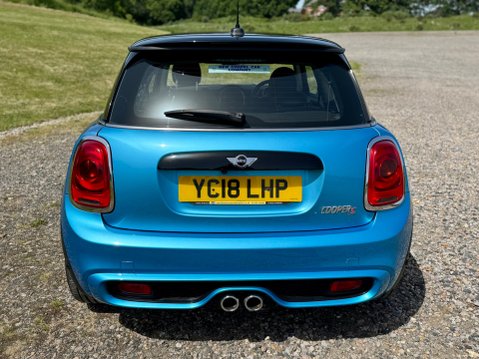 Mini Hatch COOPER S 4