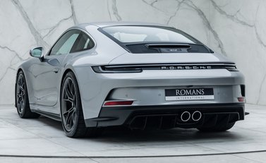 Porsche 911 GT3 Touring (992) 9