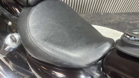 Triumph Thunderbird STORM 2011 35K 3 OWNERS BIG CC TWIN CRUISER SISSY BAR 26