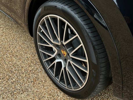 Porsche Cayenne V8 TURBO TIPTRONIC 41