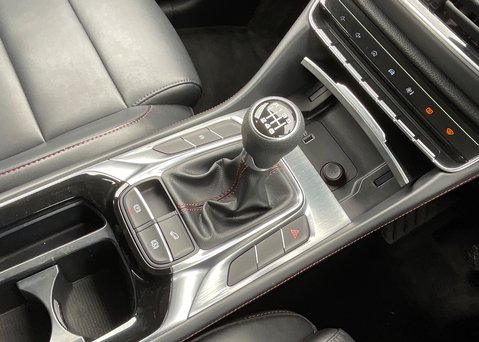 MG HS 1.5 T-GDI EXCITE 21