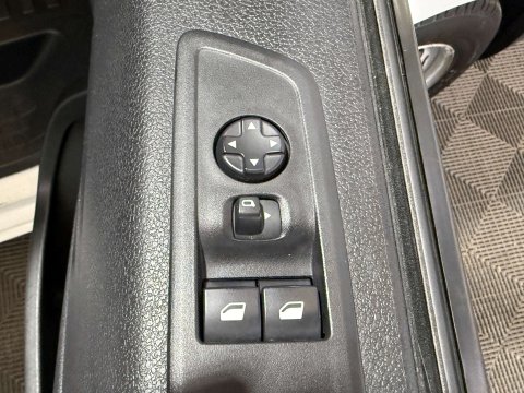 Vauxhall Vivaro 1.5 Vivaro F2900 Prime 5dr 33