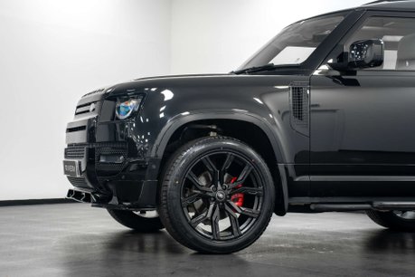 Land Rover Defender 3.0 Defender X-Dynamic HSE D MHEV Auto 4WD 3dr 11