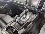 Porsche Cayenne 4.8 Cayenne V8 T Tiptronic S 4WD 5dr 57
