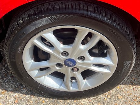 Ford Fiesta ZETEC 10