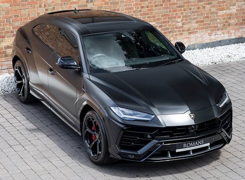 Lamborghini Urus 8