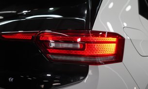 Volkswagen ID.3 PRO S MATCH 77kWh Adaptive Cruise iQ LED lights Heated Steering Wheel 9