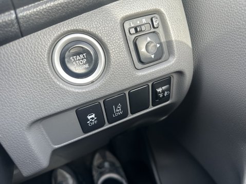 Mitsubishi L200 DI-D 4WD TITAN DCB "0 OWNERS" 15