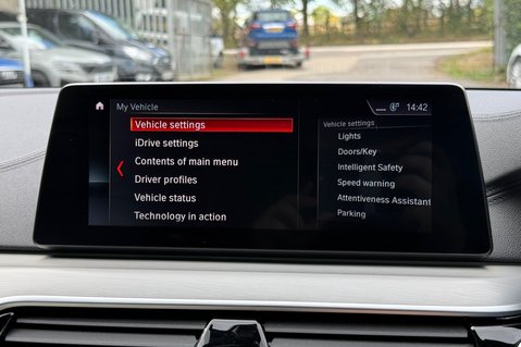 BMW 5 Series 520D M SPORT - RARE SOPHISTO GREY WITH IVORY LEATHER INTERIOR  47