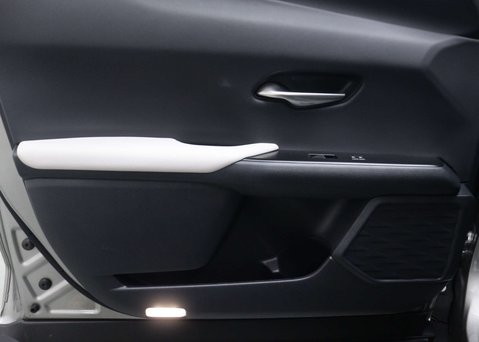 Lexus Ux 2.0 UX 250H F Sport Design 4x2 CVT 5dr 50