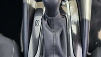Toyota Corolla 1.8 VVT-h Design Hatchback 5dr Petrol Hybrid CVT Euro 6 (s/s) (122 ps) 12