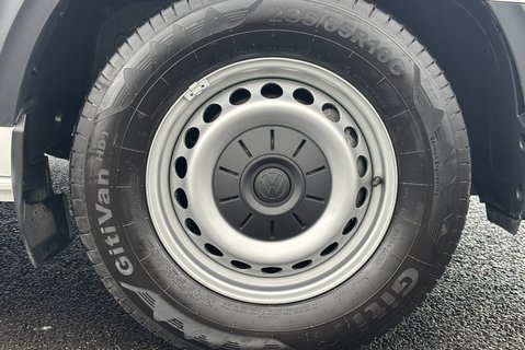 MAN TGE 3.180 DSG 4Motion Crew Cab Tipper - Air Con / LED Headlights 32