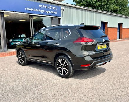 Nissan X-Trail 1.3 X-Trail Tekna DiG-T Semi-Auto 5dr 9