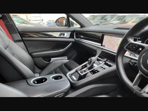 Porsche Panamera 4 10 YEARS EDITION PDK 13