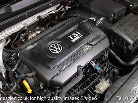 Volkswagen Golf 2.0 Golf R 4WD 3dr 20