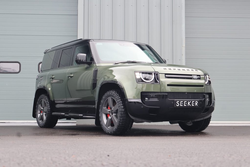 Land Rover Defender 110 BRAND NEW D350 HARD TOP X-DYNAMIC HSE GENUINE REAR SEATS FITTED  3