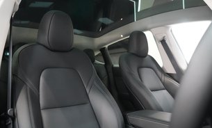 Tesla Model Y RWD Comfort Suspension One Owner Low Mileage Heated Seats & Steering Wheel  10