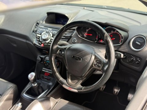 Ford Fiesta 1.6T EcoBoost ST-3 Euro 6 3dr 27