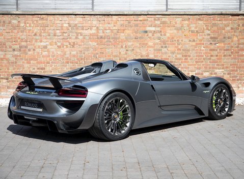 Porsche 918 Spyder 7