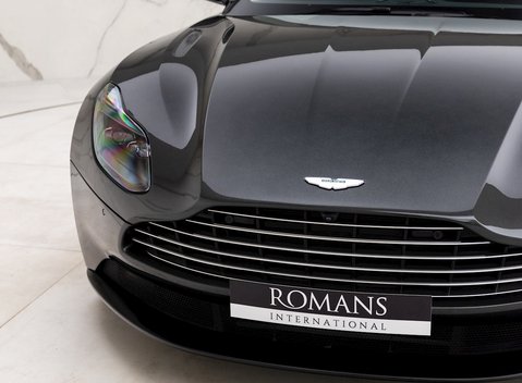 Aston Martin DB11 V8 19