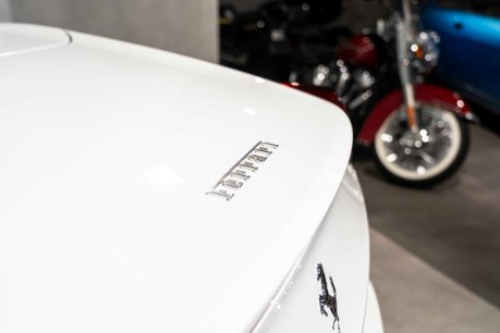 Ferrari California T. MAGNERIDE SUSPENSION. BESPOKE INTERIOR. TWO-TONE BODYWORK. CARPLAY. 58