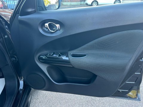 Nissan Juke 1.6 Acenta Premium XTRON Euro 6 5dr 32
