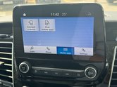 Ford Transit Custom SWB L1H1 [SOLD CR] Low Roof Limited 300 Air Con Cam EURO 6 NO VAT 29