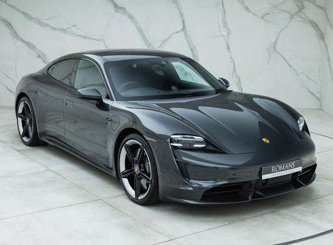 Porsche Taycan TURBO S 11