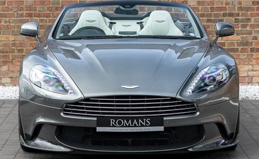 Aston Martin Vanquish S Volante 4