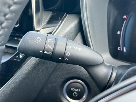 Suzuki Swace MOTION 33