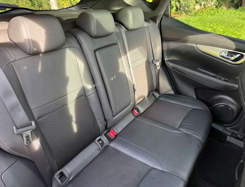 Nissan Qashqai 1.3 Qashqai Tekna DiG-T 5dr 39