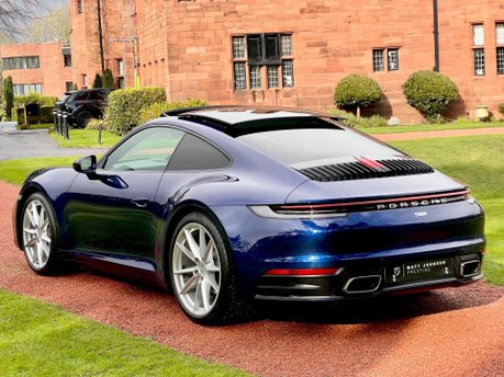 Porsche 911 CARRERA PDK 32