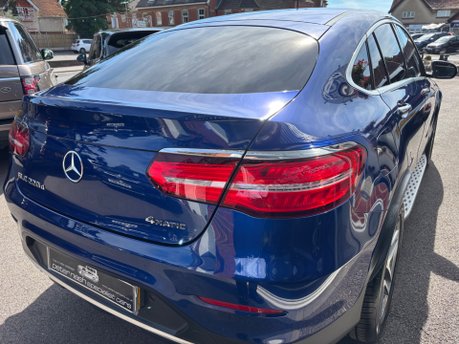 Mercedes-Benz GLC 2.1 GLC220d AMG Line (Premium) Coupe Diesel G-Tronic 4MATIC Euro 6 (170PS) 20