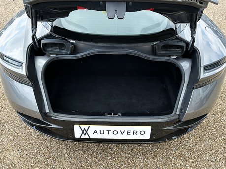 Aston Martin DB11 V12 71