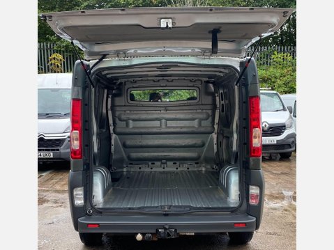 Vauxhall Vivaro 2.0 2700 CDTi Panel Van 4dr Diesel Manual FWD L1 (195 g/km, 89 bhp) 21