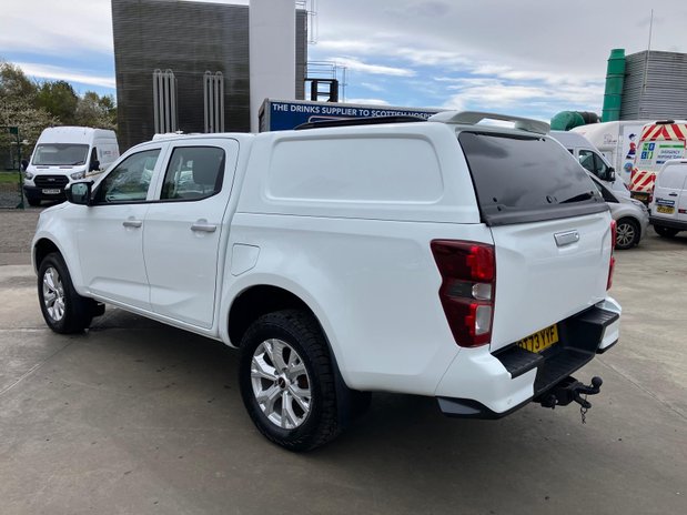 Isuzu D-Max Isuzu D-Max Diesel 1.9l DL20 D/Cab 4x4 Fitted with Canopy 2