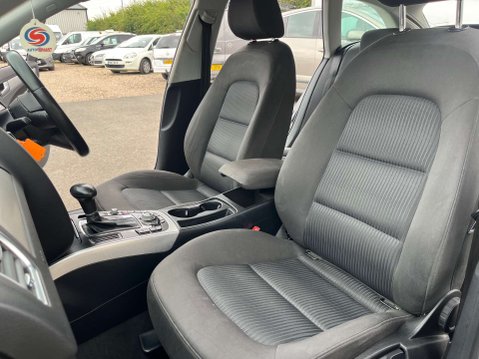 Audi A4 2.0 A4 SE TDI AUTOMATIC ESTATE 5dr 43