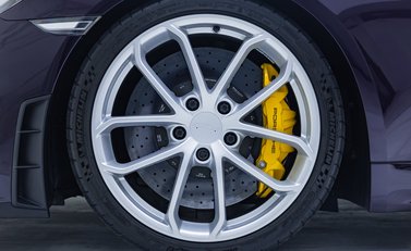 Porsche Cayman GT4 (718) 30