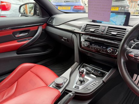 BMW M4 M4 COMPETITION 37