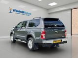 Toyota Hilux 3.0 D-4D Invincible Auto 4WD Euro 5 4dr 9