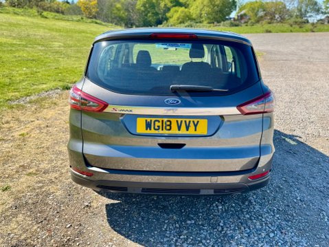 Ford S-Max ZETEC TDCI 4